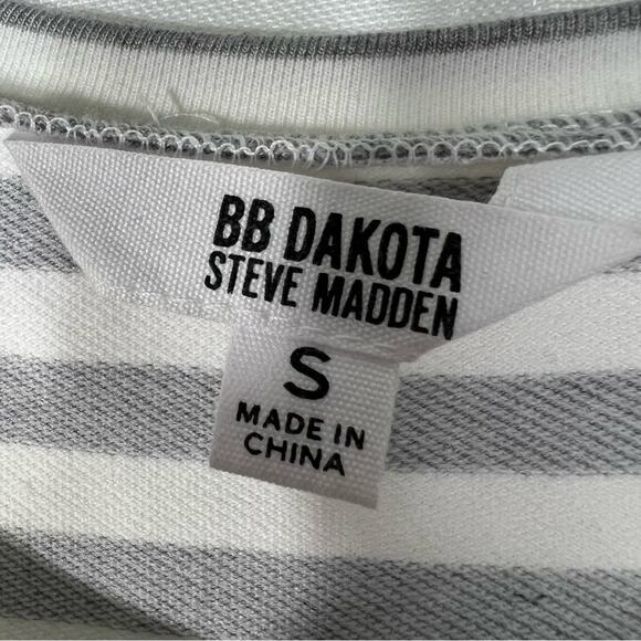 BB Dakota Stripe Tie Waist Dress Size S - Picture 9 of 9